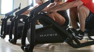 Гребной тренажер с целевой консолью Matrix RXP AR12
